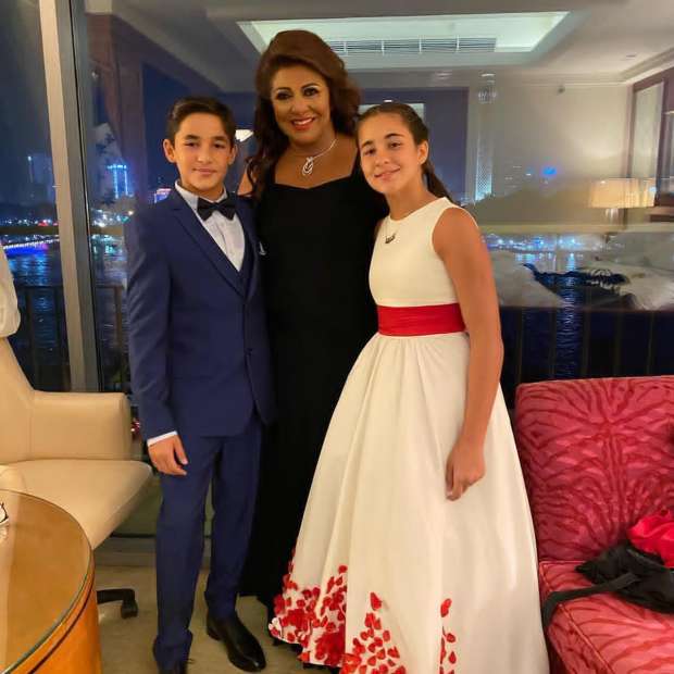 هالة صدقي وولداها التوأم (سوشيال ميديا)