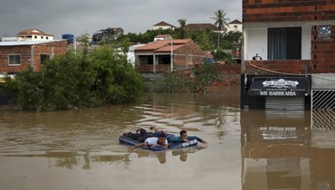 فيضانات في البرازيل (أ ف ب).