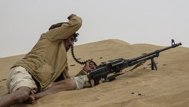 عنصر من القوات الحوثية (أ ف ب).