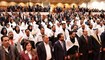 نواب عراقيون يحضرون الجلسة الافتتاحية للبرلمان في بغداد (9 ك2 2022، أ ف ب). 