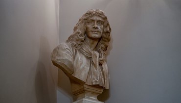 تمثال نصفي لموليير (أ ف ب).
