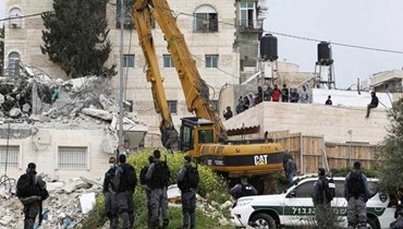 الشرطة الإسرائيلية تهدم منزلاً لعائلة فلسطينية في حي الشيخ جراح