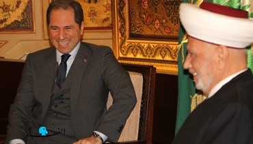رئيس حزب "الكتائب" سامي جميل يزور المفتي عبداللطيف دريان (حسن عسل).
