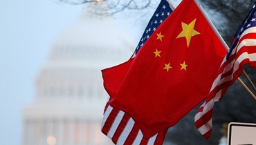 أعلام الصين والولايات المتحدة الأميركية (تعبيرية).