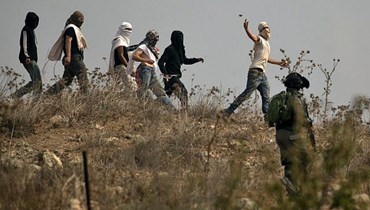 فلسطينيون على الحدود.