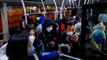 زحمة ركاب في مترو بالصين (تعبيرية- أ ف ب).