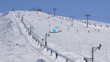 حلبات التزلج في كفردبيان (مارك فياض).