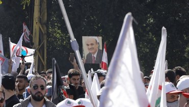 تجمّع لمناصري رئيس حزب "القوات اللبنانية" سمير جعجع في معراب (أرشيفية).