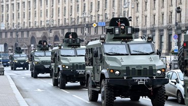 قوات أوكرانية في كييف (أ ف ب).