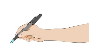 7 طرق لحمل قلمك... تكشف شخصيتك