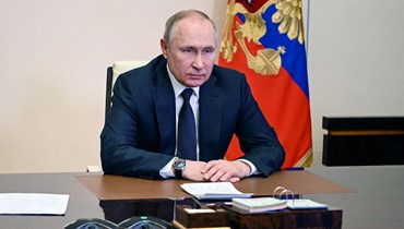 الرئيس الروسي فلاديمير بوتين يترأس اجتماعاً مع أعضاء مجلس الأمن عبر مكالمة عبر الهاتف في مقرّ الإقامة "نوفو-أوغاريوفو" خارج موسكو (3 آذار 2022- أ ف ب).