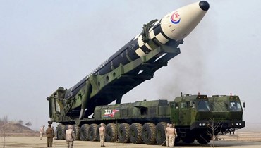 صاروخ باليستي أطلقته كوريا الشمالية عابر للقارات (أ ف ب).