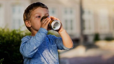 أي خطر تشكّل مشروبات الطاقة على الأطفال؟