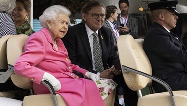 الملكة إليزابيث تزور معرض تشيلسي للزهور (أ ف ب).