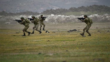 حنود اتراك خلال عملية أمنية (وزارة الدفاع التركية- 24 ايار 2022). 
