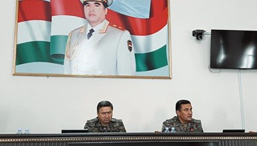 لقاء مع موظفي إدارة وزارة الداخلية بمنطقة ختلون (12 ايار 2022، وزارة الداخلية الطاجيكستانية). 