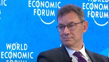 بورلا متكلما خلال المؤتمر الاقتصادي العالمي في دافوس (25 ايار 2022- weforum). 