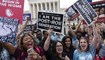 متظاهرون ضد الإجهاض أمام المحكمة الأميركية العليا، 24 حزيران 2022 - "أ ب"