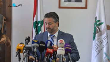 وزير الاقتصاد والتجارة أمين سلام خلال مؤتمره الصحافي اليوم (حسام شبارو).