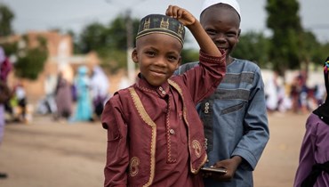 طفلان في بوركينا فاسو (أ ف ب).