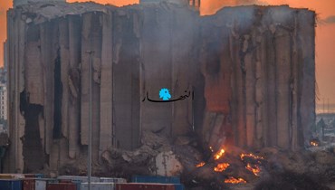  اتساع دائرة اشتعال النيران في أهراء مرفأ بيروت (نبيل إسماعيل). 