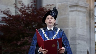 رئيس هيرالد كندا سامي خالد يقرأ إعلان تنصيب الملك تشارلز الثالث في في أوتاوا، كندا (10 أيلول 2022 - أ ف ب).