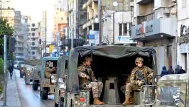 دوريّة للجيش اللبنانيّ في شارع طرابلسيّ (حسام شبارو).