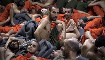 من داخل أحد السجون السوريّة.