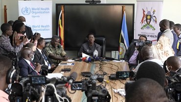 وزيرة الصحة ديانا أتوين خلال مؤتمر صحافي في كمبالا بأوغندا (20 أيلول 2022، أ ب). 