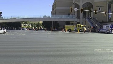 سيارة اسعاف في موقع حادث الطعن في لاس فيغاس (6 ت1 2022، أ ب). 
