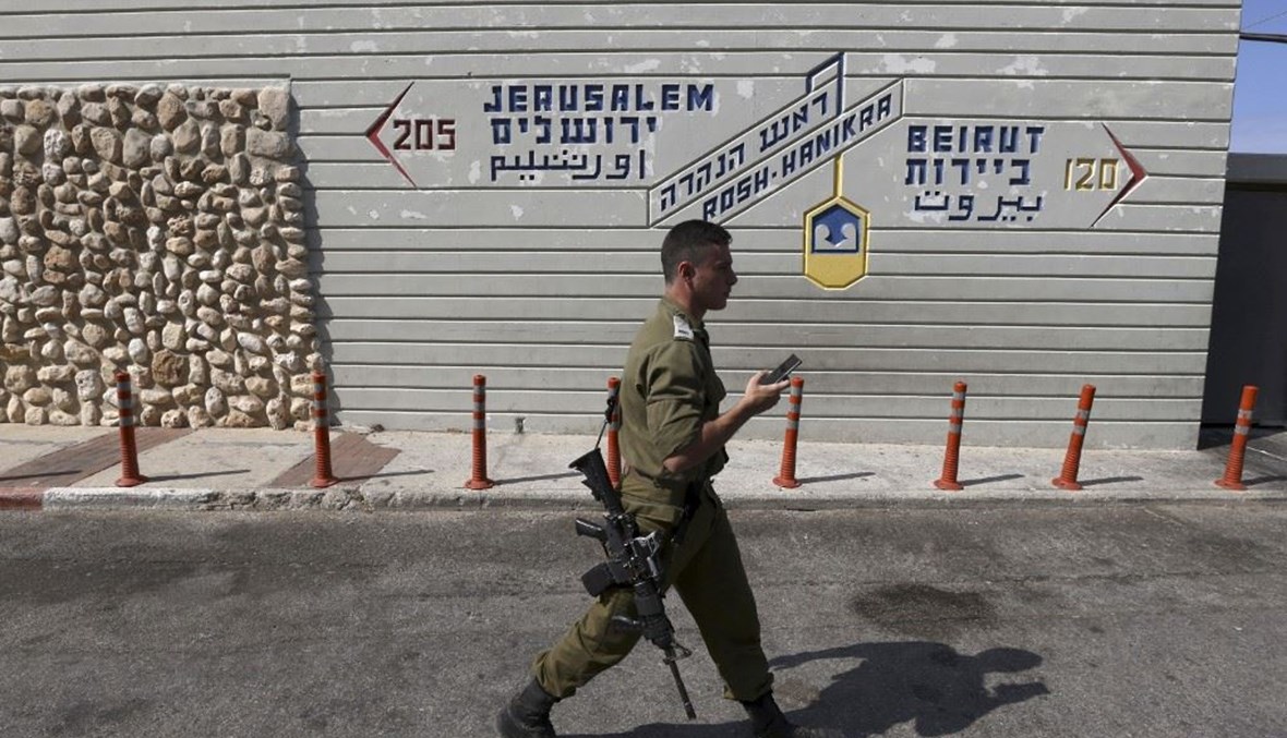 جندي إسرائيلي على الحدود مع لبنان في الداخل الإسرائيلي (أ ف ب).