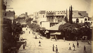 الجزء الجنوبي من ساحة البرج بعدسة المصور هيبوليت أرنو عام 1885.
