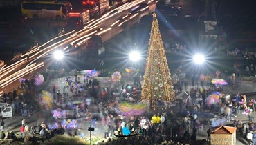 مشهد من احتفال رأس السنة في ساحة الشهداء (نبيل إسماعيل).