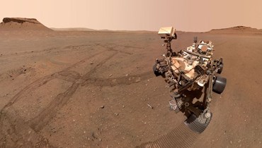 مسبار "برسفيرنس" على سطح المريخ.