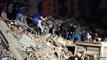 الدمار الهائل في تركيا جرّاء الزلزال (أ ف ب).