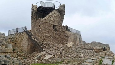 دمار أصاب قلعة حلب التراثية جرّاء الزلزال (أ ف ب).