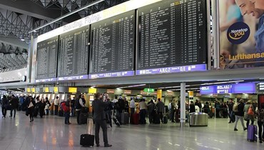 مطار فرانكفورت.