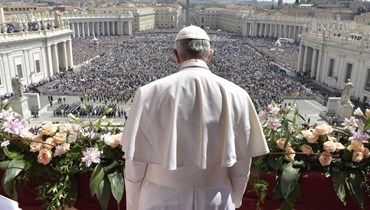 البابا فرنسيس في كاتدرائية القديس بيترز بعد عيد الفصح (أ ف ب). 