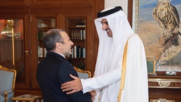 رئيس "التيار الوطني الحر" النائب جبران باسيل والأمير القطري الشيخ تميم بن حمد آل ثاني.