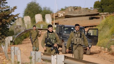 عناصر من الجيش الإسرائيلي على الحدود مع لبنان (أ ف ب).