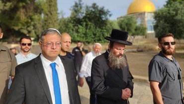 زيارة وزير الأمن القومي الإسرائيلي اليميني المتطرّف إيتمار بن غفير  إلى المسجد الأقصى (أ ف ب).