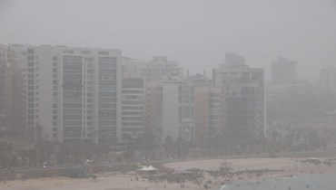 عاصفة رملية تضرب لبنان. (تصوير: حسن عسل- النهار)