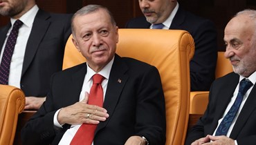 الرئيس التركي رجب طيب إردوغان خلال مراسم أداء القسم للنواب في الدورة الثامنة والعشرين للجمعية الوطنية التركية الكبرى في أنقرة، تركيا (2 حزيران 2023 - أ ف ب).
