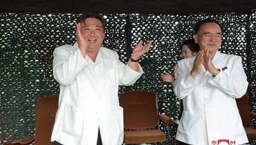 الزعيم الكوري الشمالي كيم (أ ف ب) .