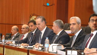  لقاء يجمع النائب عدوان بنواب حاكم مصرف لبنان في المجلس النيابي (حسن عسل).