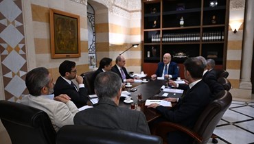 ميقاتي يجتمع مع نواب حاكم مصرف لبنان (حسام شبارو).