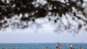 شاطئ آرغيلي سور مير في جنوب فرنسا (11 تموز 2023 - أ ف ب).