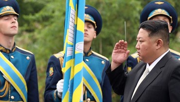 يحضر زعيم كوريا الشمالية كيم جونغ أون حفل وداع في نهاية زيارته لروسيا (أ ف ب). 