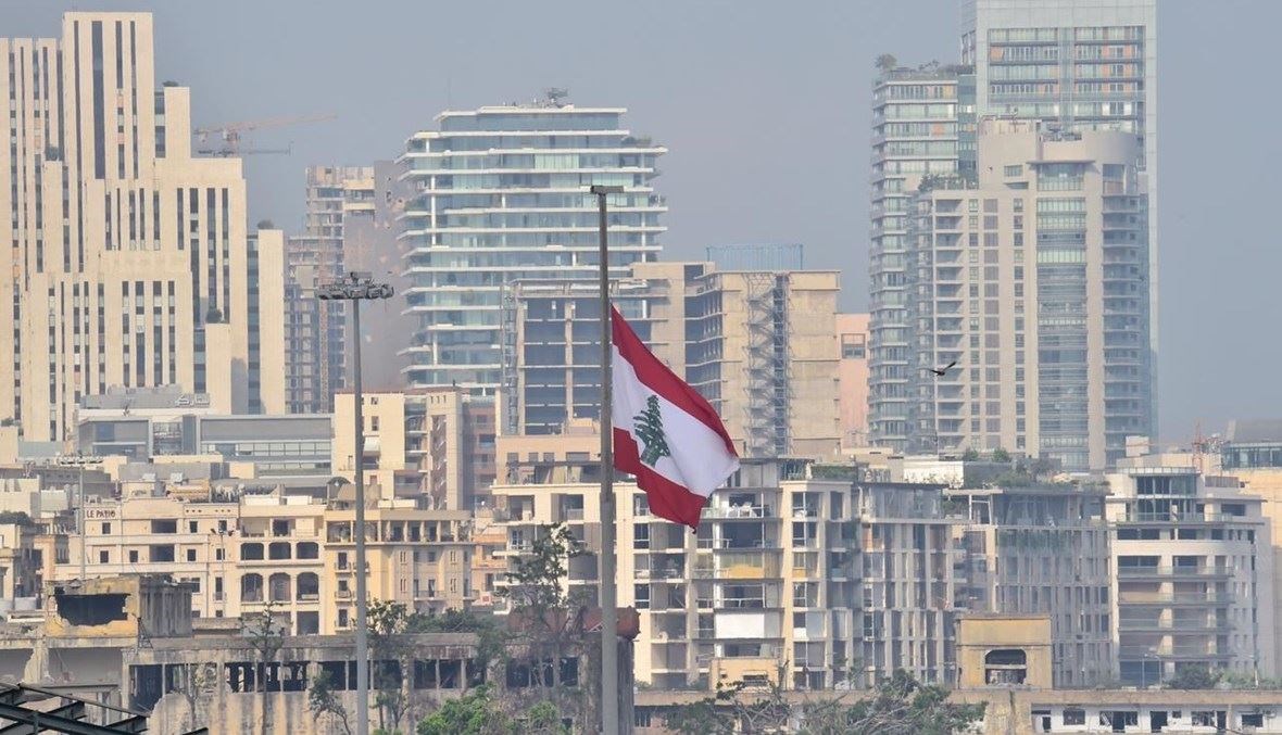 يعيش اللبنانيون منذ ما يزيد عن الأربع سنوات أزمة معيشية لم يسبق لها مثيل حتى في أيام الحروب اللبنانية والأزمات العالميّة