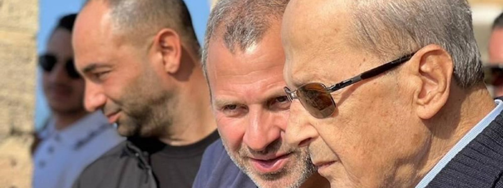 الرئيس السابق ميشال عون ورئيس "التيار الوطنيّ الحرّ" جبران باسيل